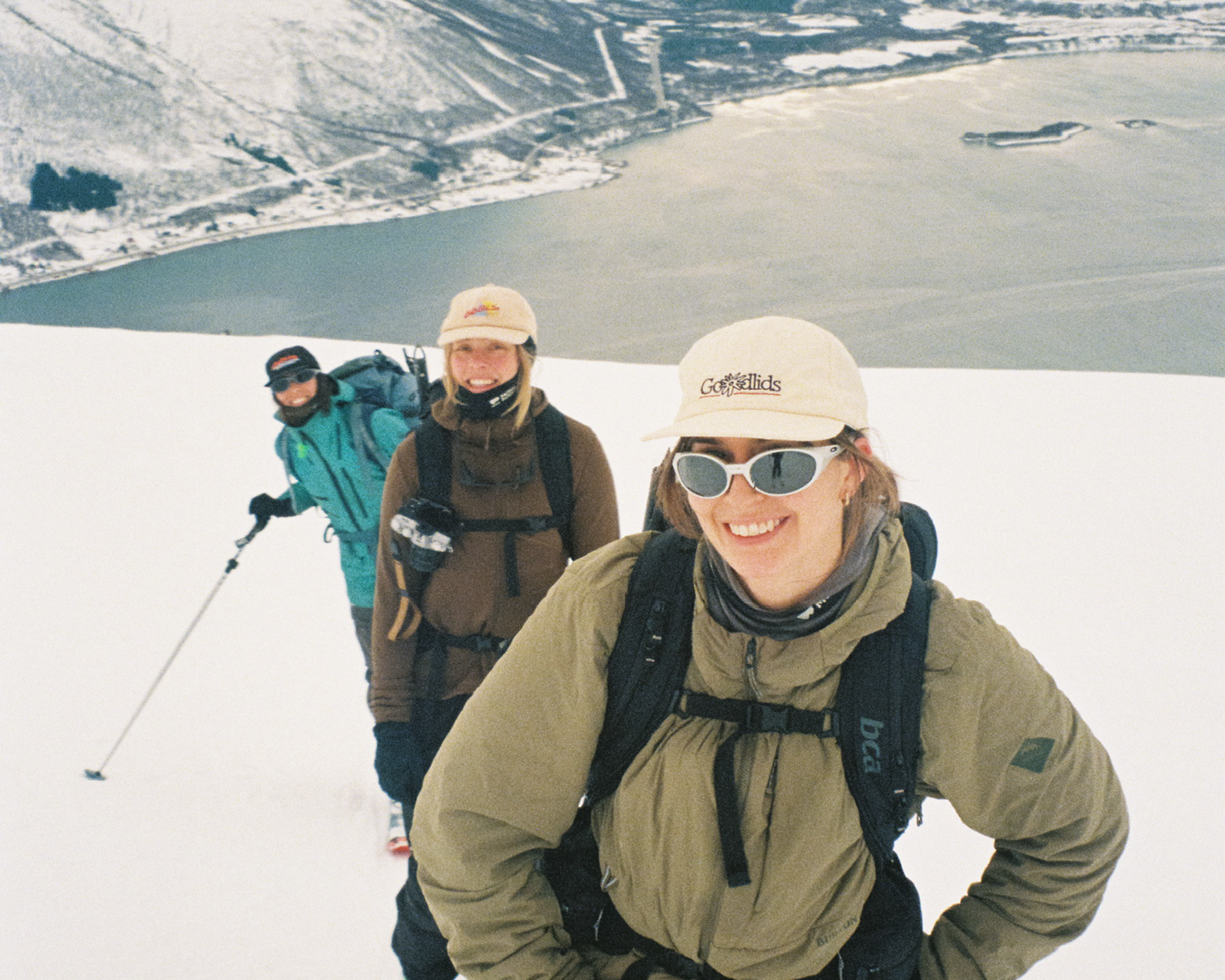 Girls that Go - Ski Touring the Norwegian Fjords