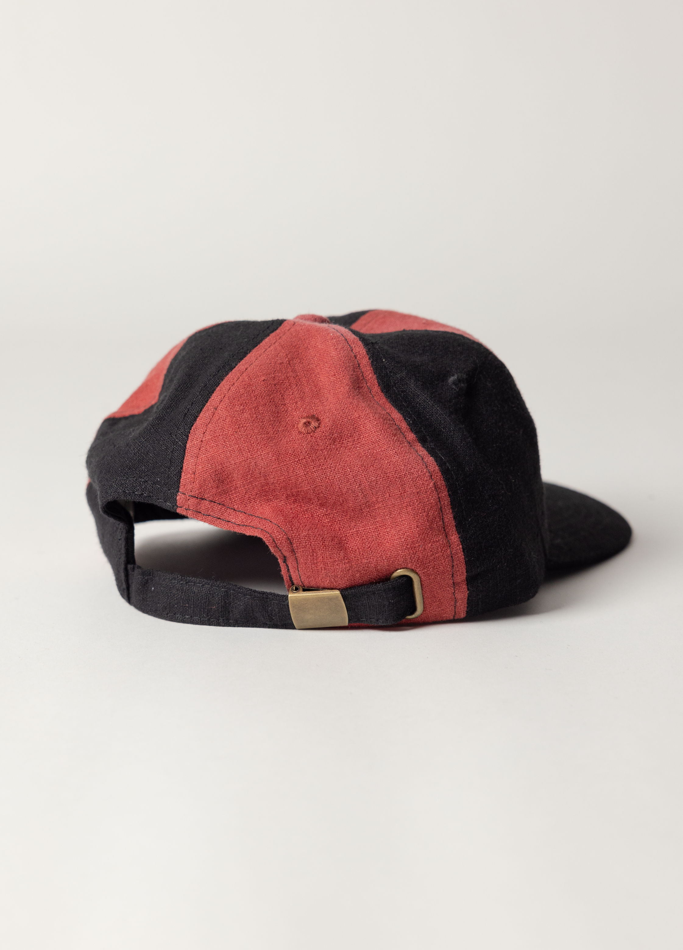 Signature Lid Christchurch- Black/Red