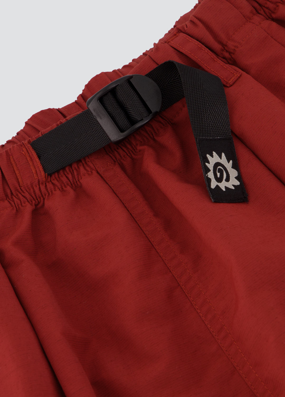 Pleated Hiking Shorts - Red