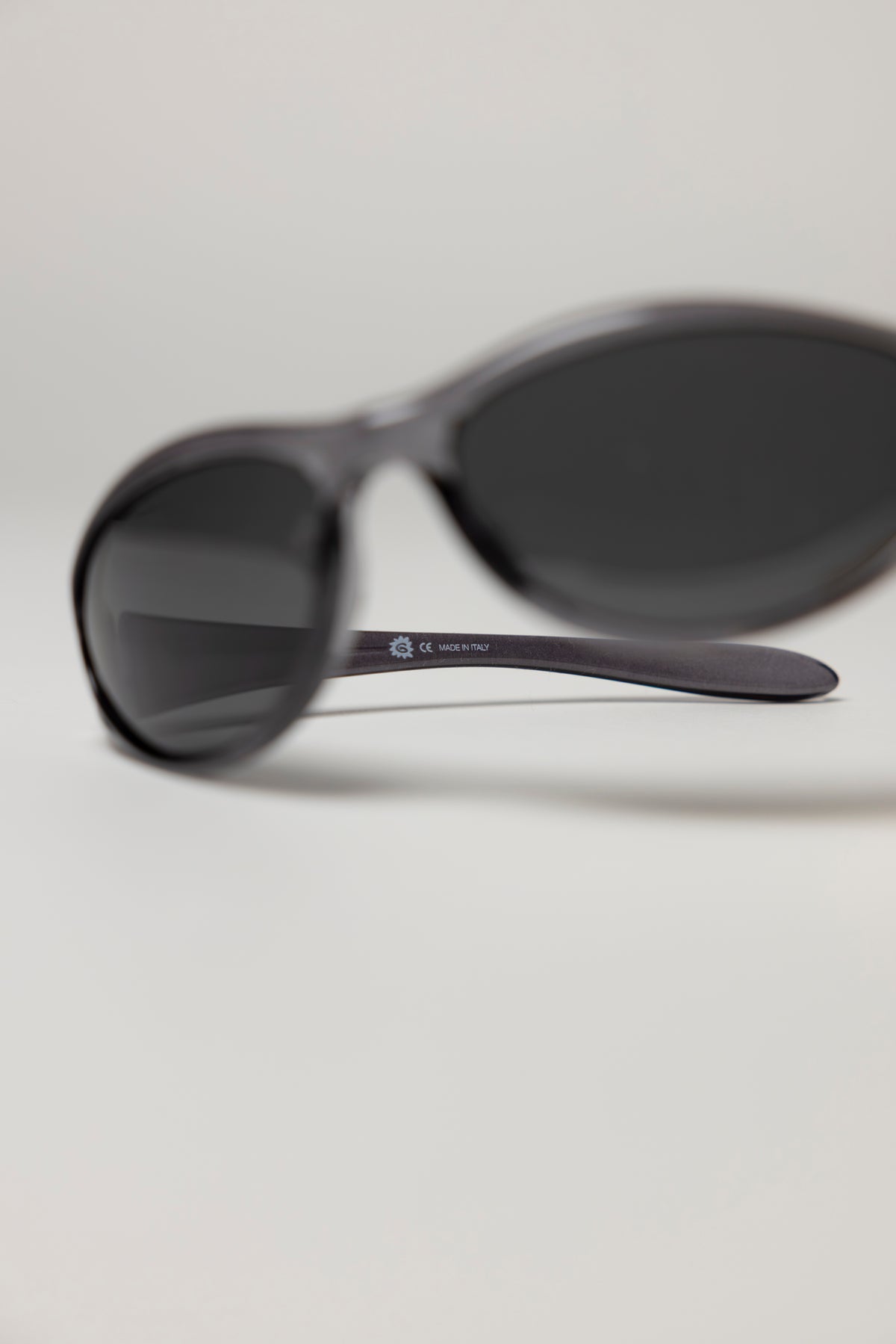 The G Sunglasses - Crystal