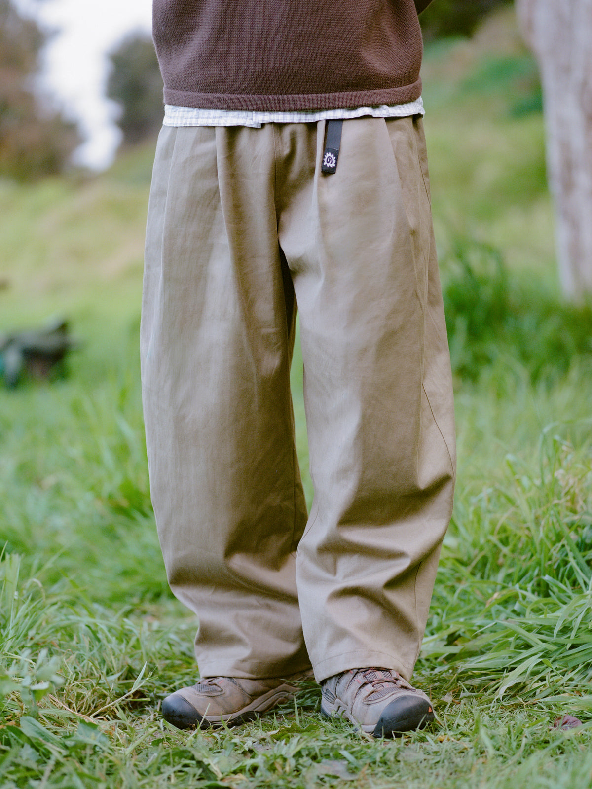 Pleated Hiking Pants - Khaki Twill