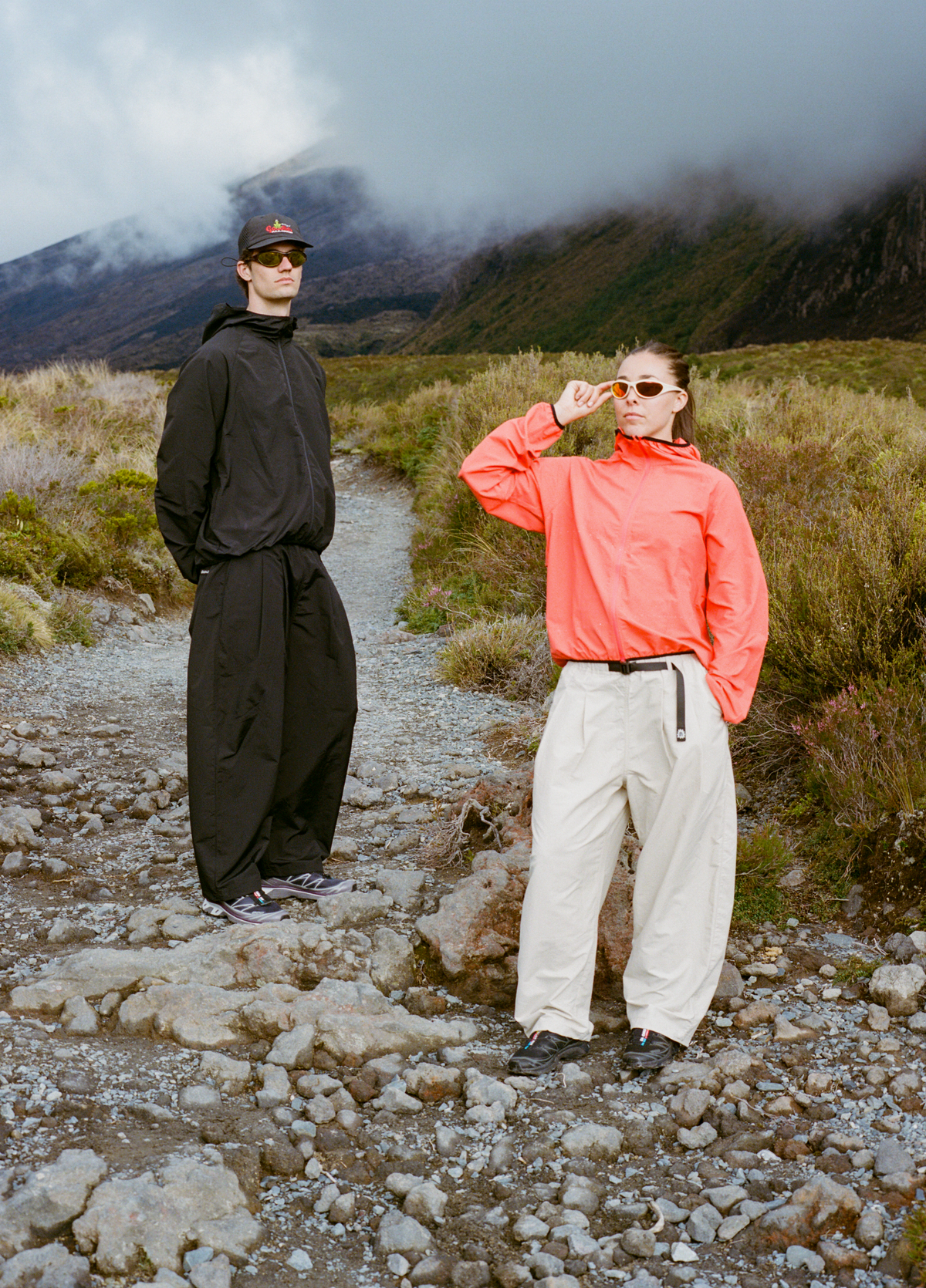 Pleated Hiking Pants - Stone